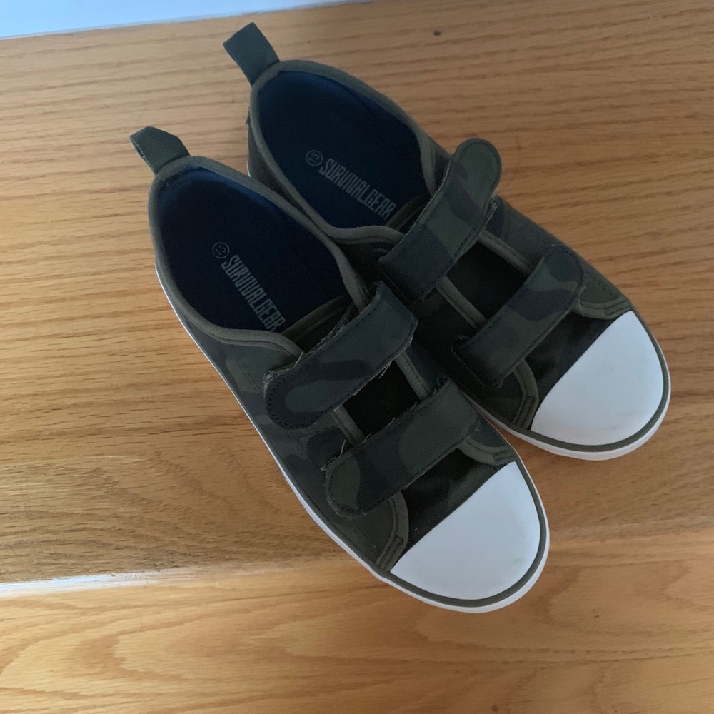 Boys Size 13 barely worn camo shoes